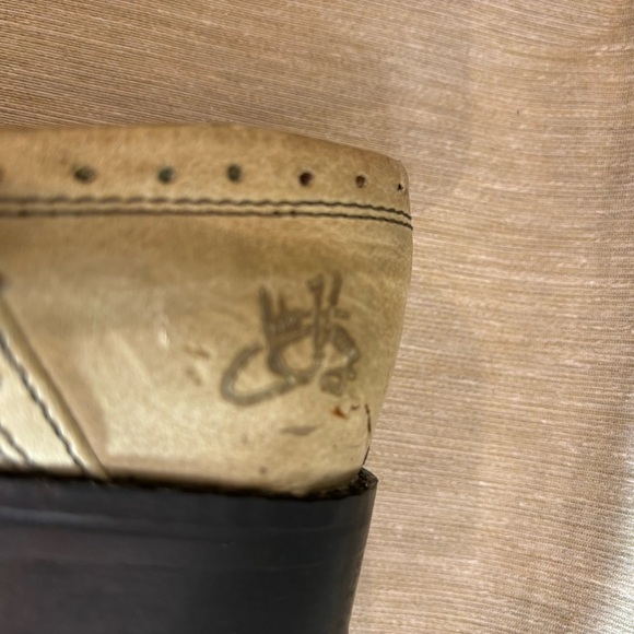 JOHN FLUEVOG Sz 5 Person Mary Jane Buckle Closure pale Yellow Green Shoes FLAWS - Picture 4 of 10